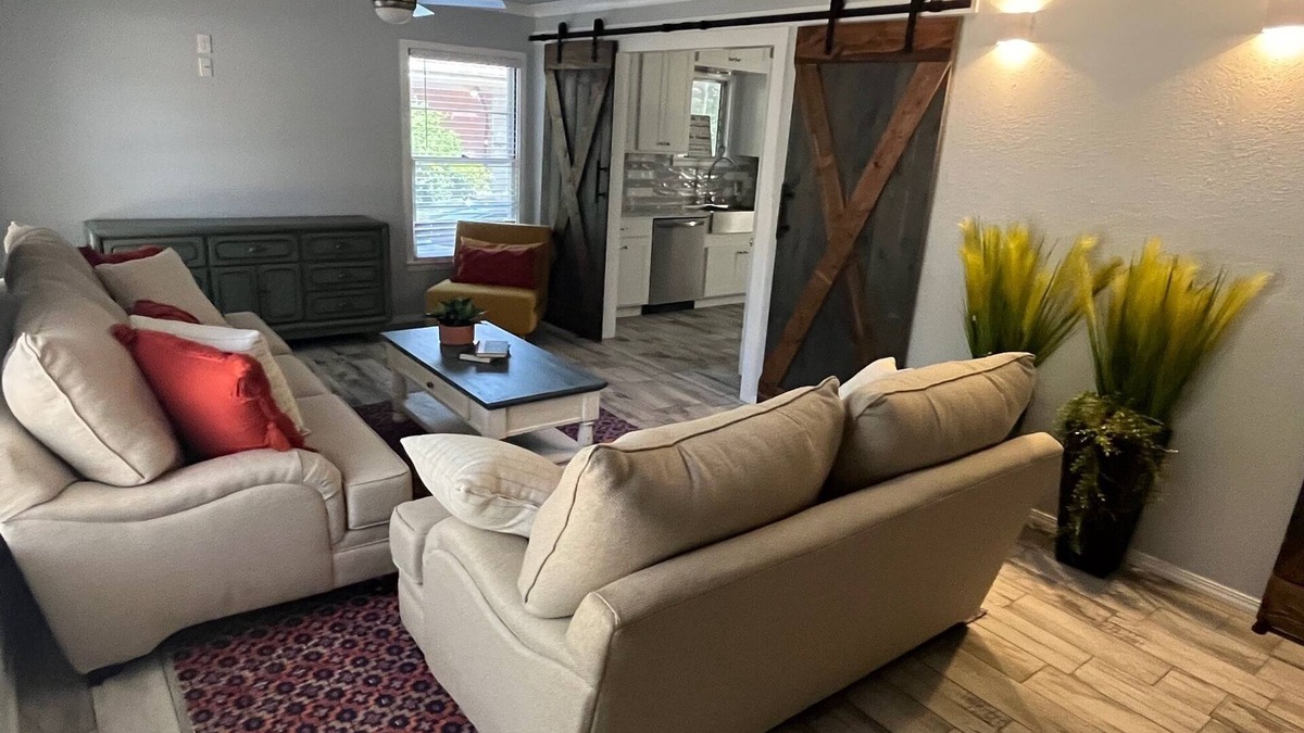 Landon Branch House | Home Away From Home - Central Waco, Texas