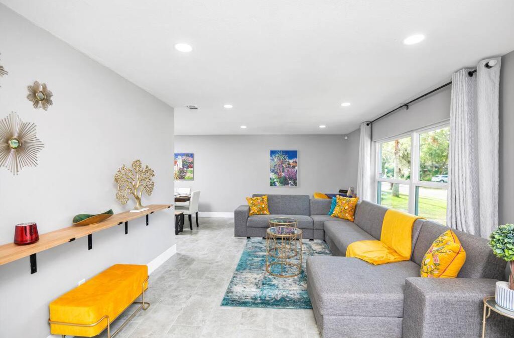 Casselberry House | Home away from home in Orlando!