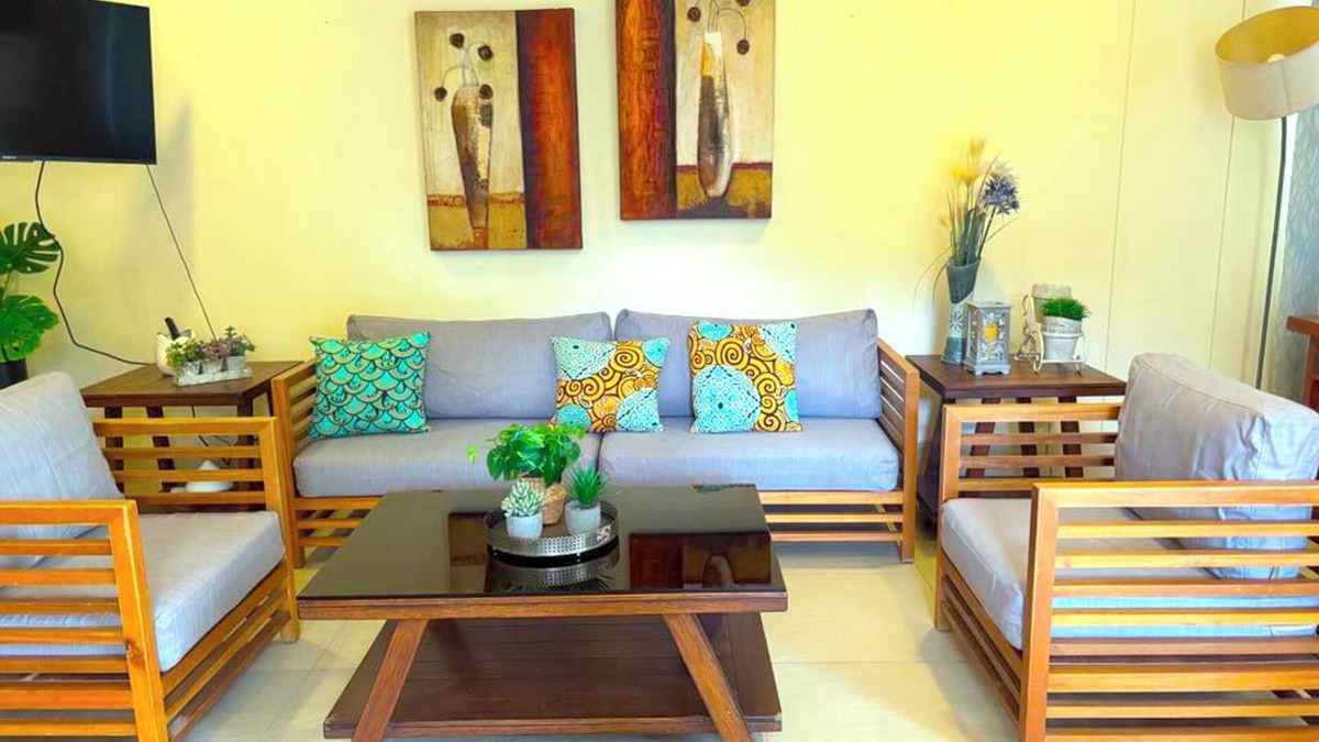 Morong House | Home Away from Home in Anvaya Cove