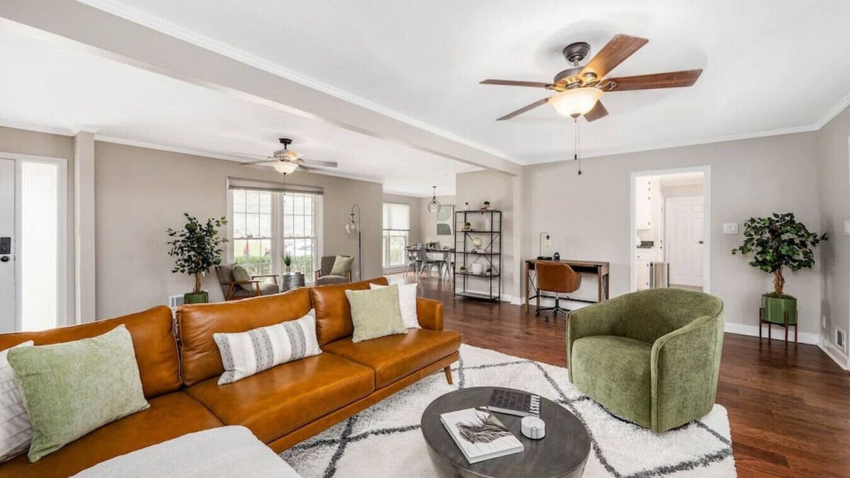Macon House | Home Away From Home · Where Luxury Meets Comfort