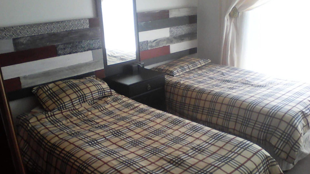 Gonubie House | Home away from Home 3 bed Holiday Home