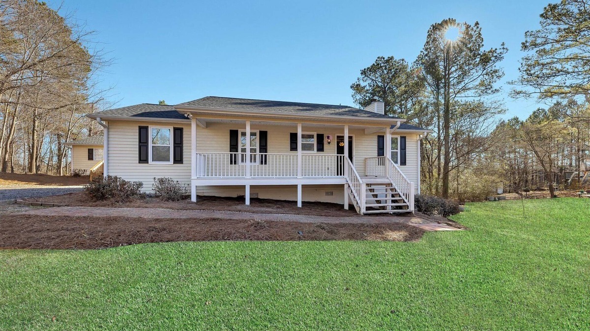 Woodstock House | Home Between Homes - Woodstock