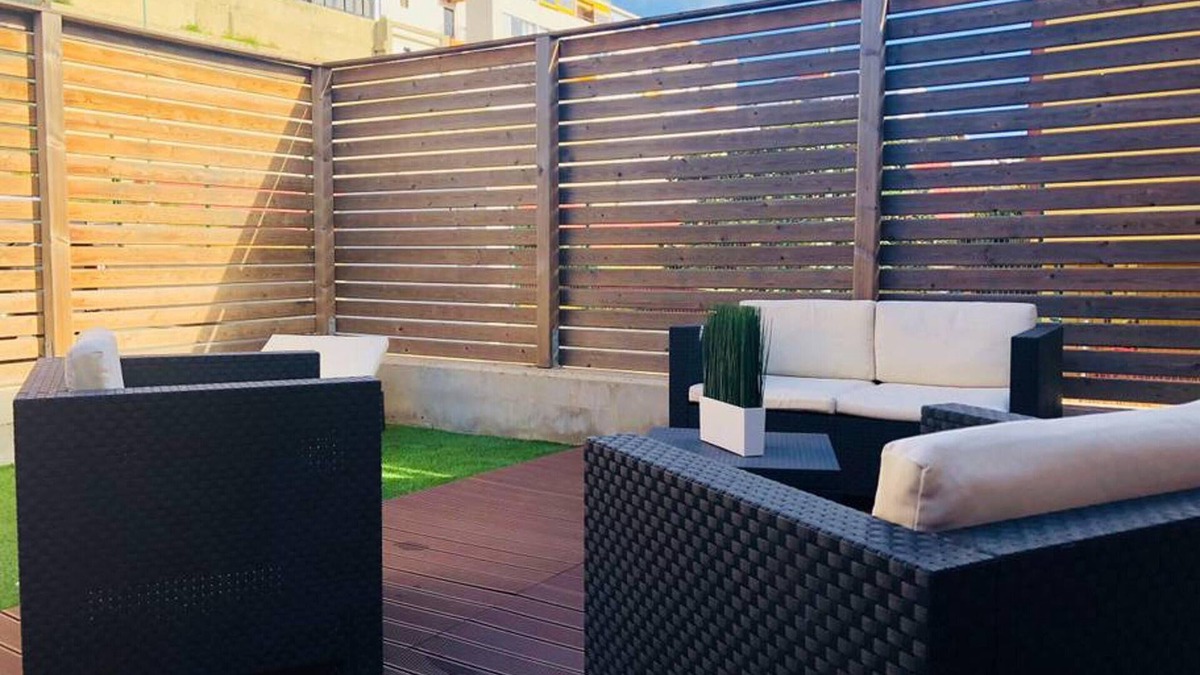 Las Palmas de Gran Canaria House | Homerez - Elegant House in Las Palmas + Garden