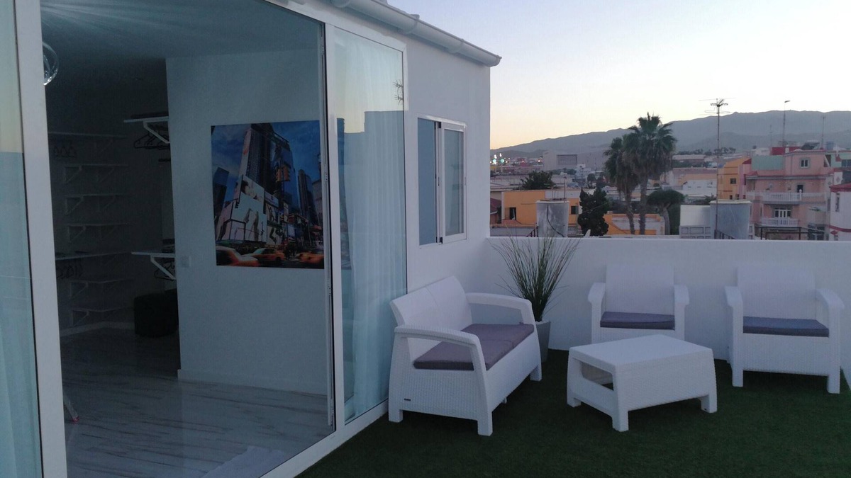 Las Palmas de Gran Canaria Apartment | Homerez - Apt Las Palmas Gran Canaria