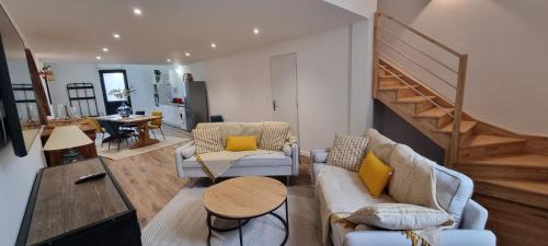 Viviers House | HOME ET HOLIDAY Le Viognier