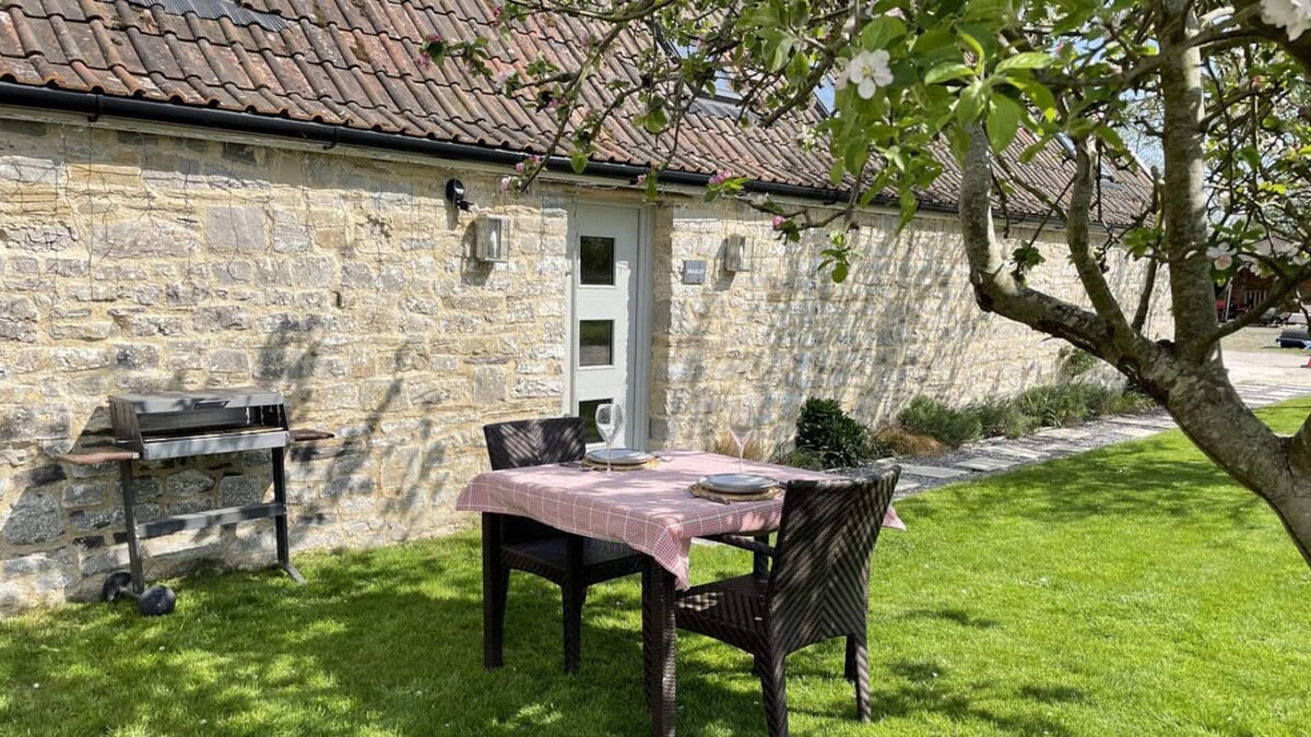 Badgworth House | Home Farm - Bramley in the beautiful Axbridge