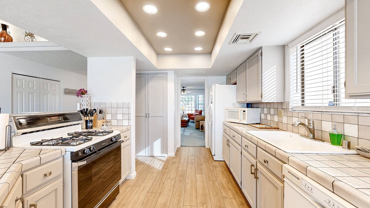 Yuma House | Home in a secure neighborhood with pool spa, game room, & fireplace - dogs ok