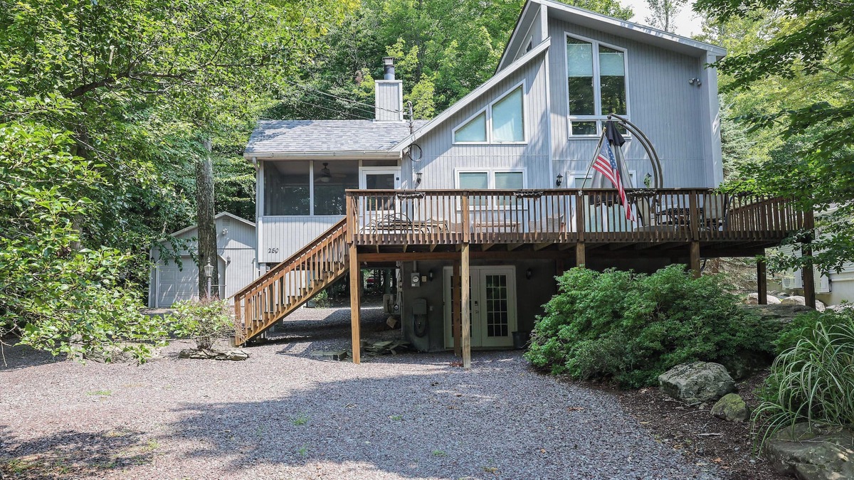 Hamlin House | Home in Hideout! Long Term Rental. Fully Furnished and Close to Amenities