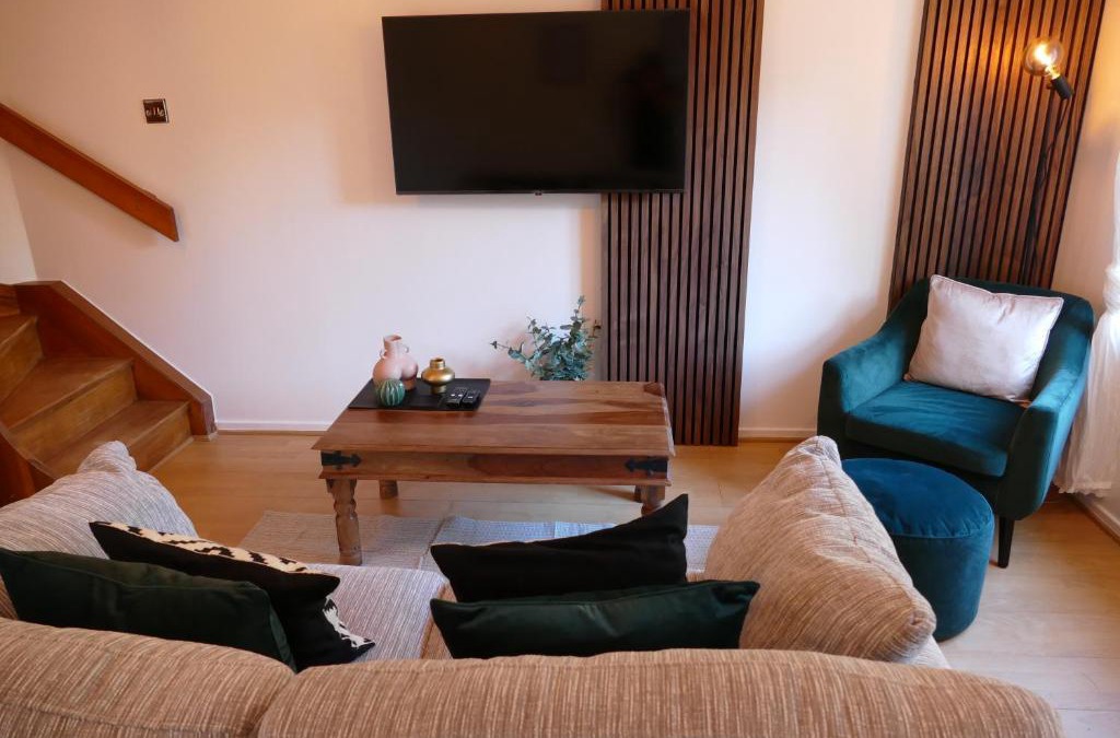 Hanham House | Home in Longwell Green