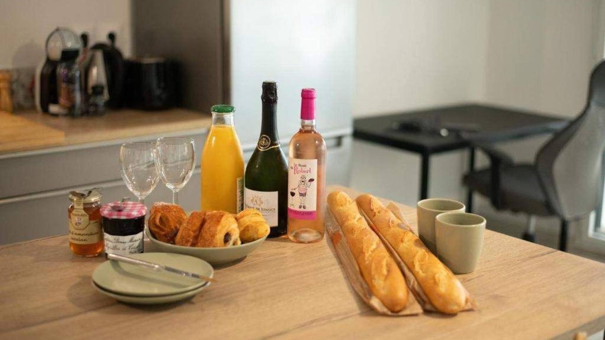 Gares Apartment | Home in Montpellier