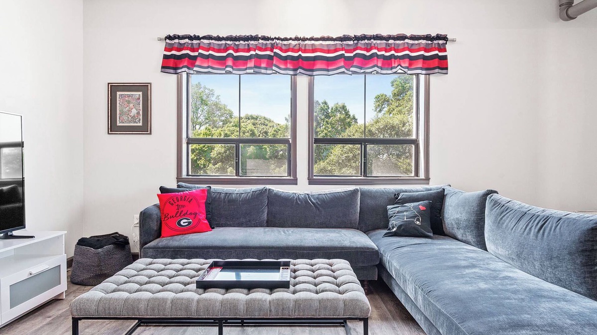 Athens Condo | Home is Where the Arch is | Across from UGA!