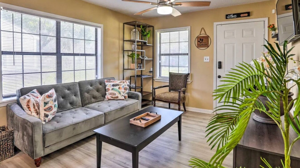Caddo Heights-South Highlands House | home- minutes aways from casinos and airport