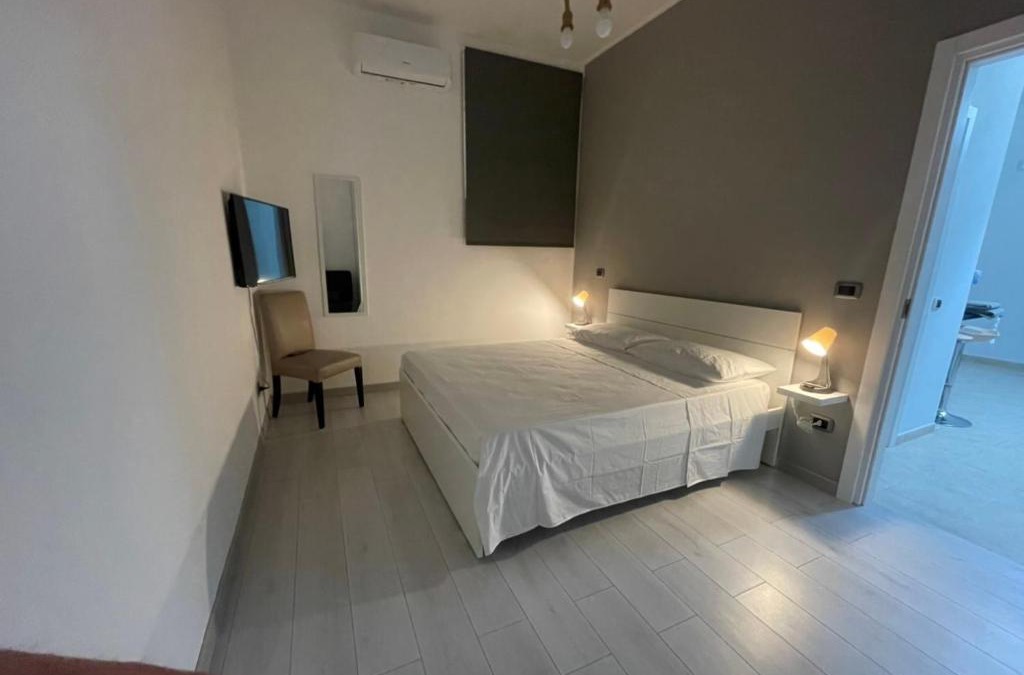 Camaldoli Apartment | Home Serpico