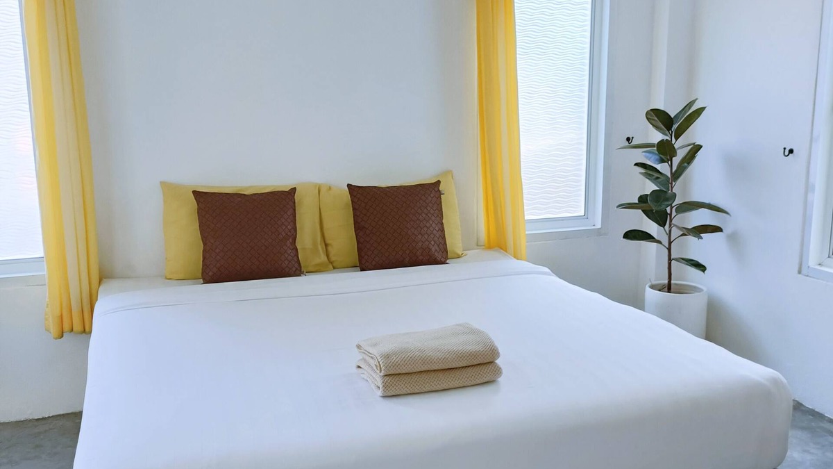 Koh Lan Bed & Breakfast | Home Stay on Larn Island Pattaya