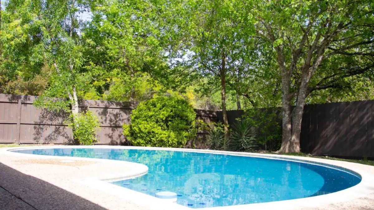 Wetmore House | Home Sweet Home with Pool - 5 Queen beds