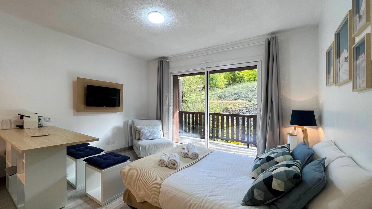 Enchastrayes Apartment | Home Sweet Sauze .