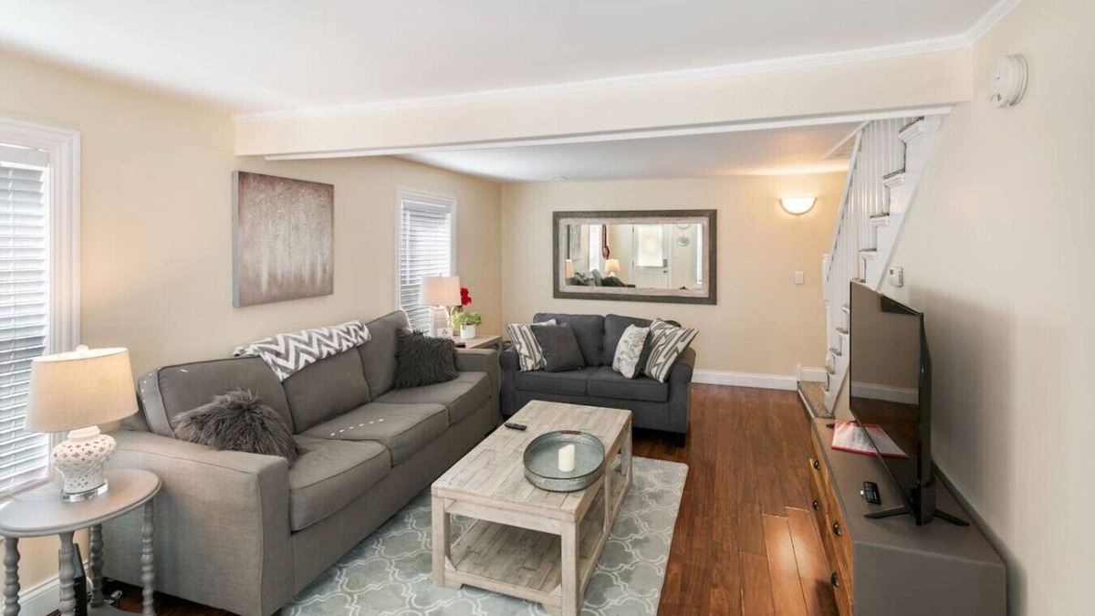 Libertyville House | Home w/Garage in DT Libertyville Near Naval Base!