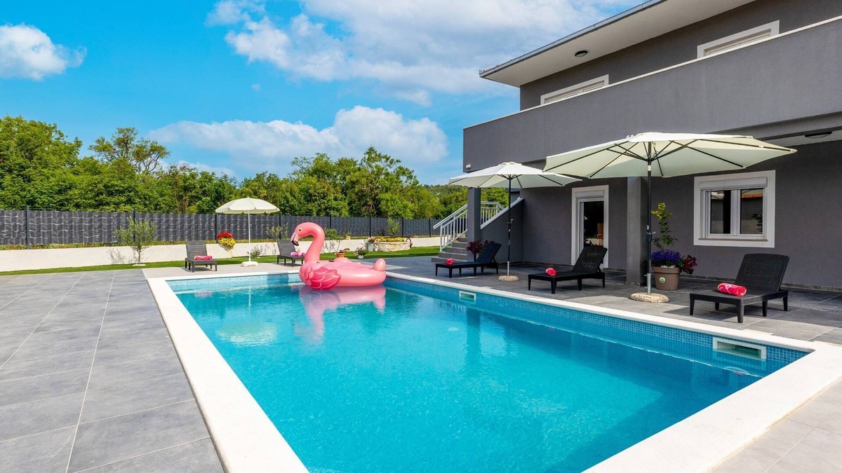 Bristivica House | Home with a pool near Trogir with parking, BBQ