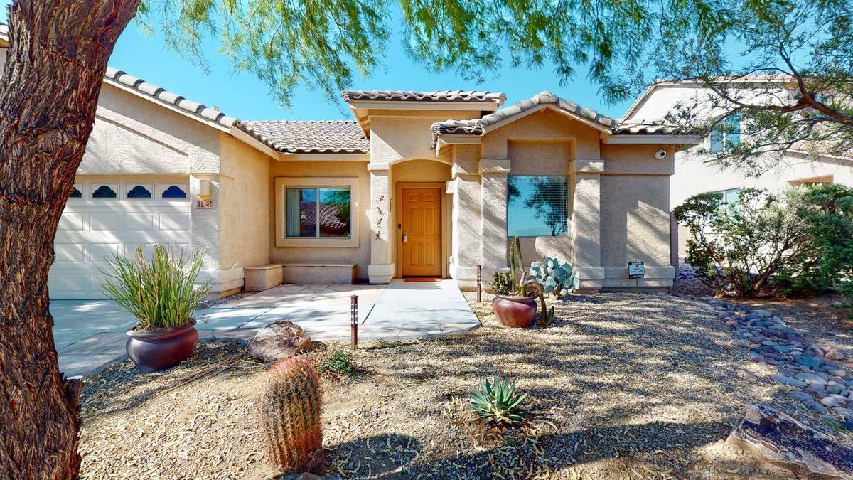 Marana House | Home with private outdoor space, grill, central AC, & washer/dryer