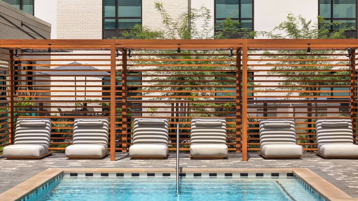Holly Hotel | Home2 Suites by Hilton Austin East Side 5th Street