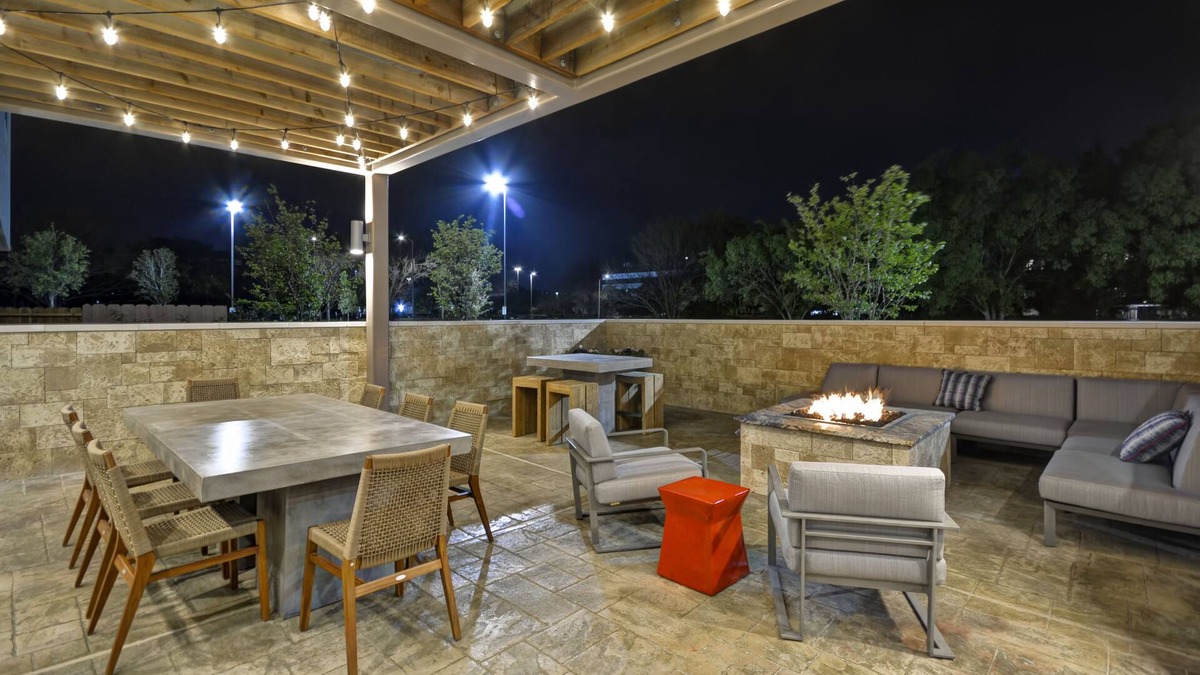 Interchange Square Hotel | Home2 Suites by Hilton Palm Bay Melbourne I 95