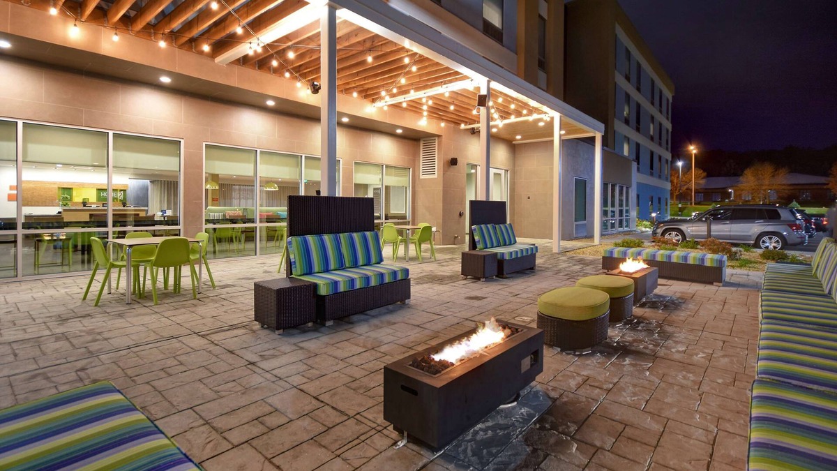 Eau Claire Hotel | Home2 Suites by Hilton Eau Claire South