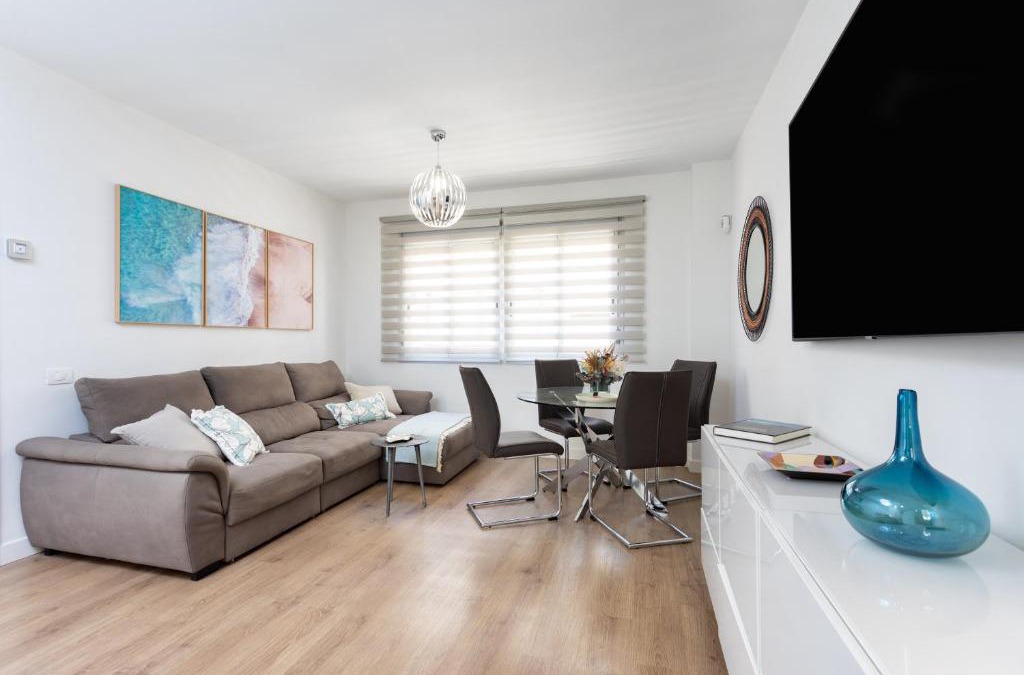 Santa Cruz de Tenerife Apartment | Home2Book Castro Eleven