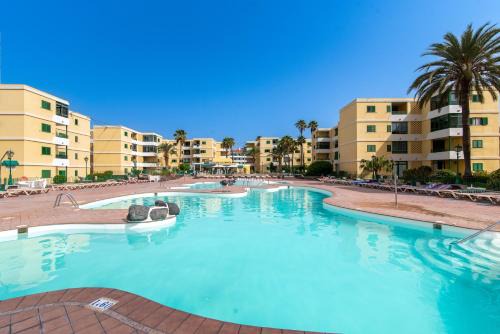 Playa del Ingles Apartment | Home2Book Modern Las Olas Blues Maspalomas, Pool