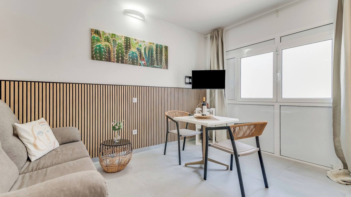Vecindario Apartment | Home2Book Modern Studio & Roof Access