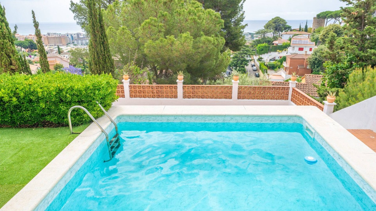Santa Susanna Villa | HomeHolidaysRentals Himalaia - Costa Barcelona