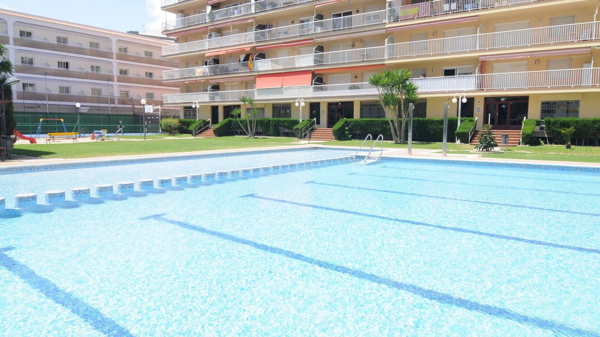 Malgrat de Mar Apartment | HomeHolidaysRentals Lorraine- Costa Barcelona