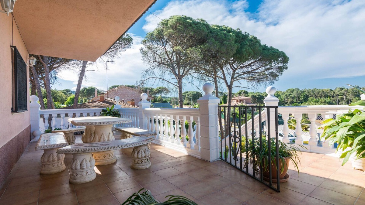 Tordera Villa | HomeHolidaysRentals Corts - Costa Barcelona