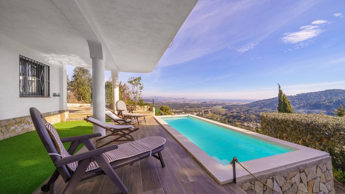 Palafolls Villa | HomeHolidaysRentals Dorada - Costa Barcelona
