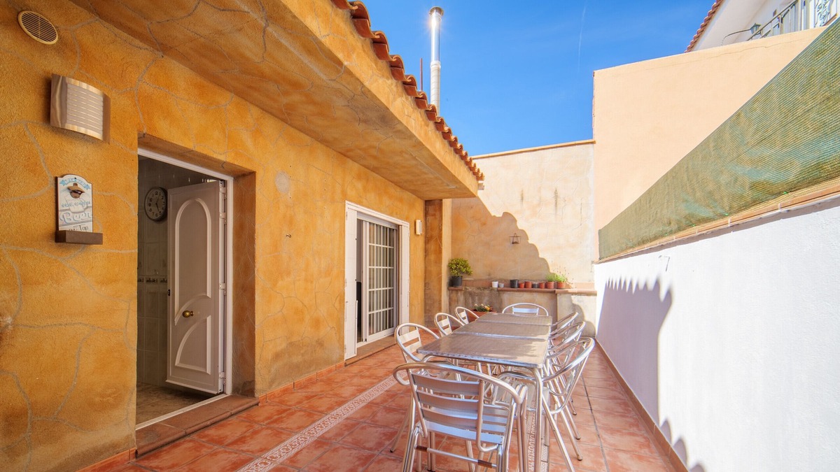 Palafolls House | HomeHolidaysRentals Dita- Costa Barcelona