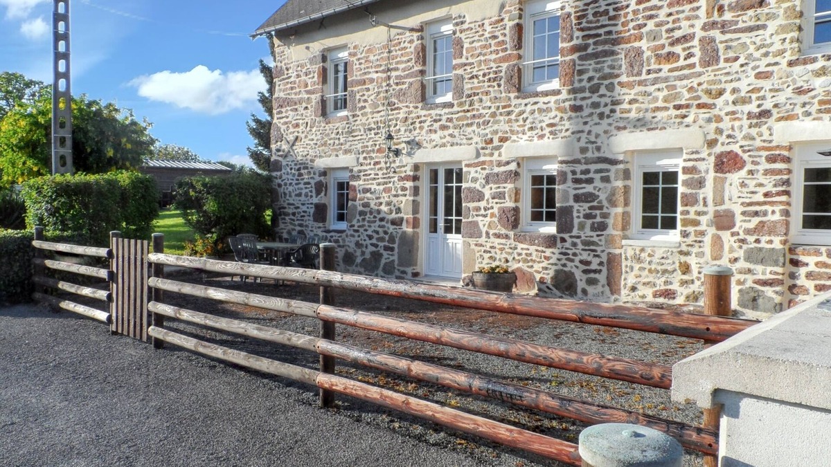 Chanteloup House | Homerez - House near Chanteloup.