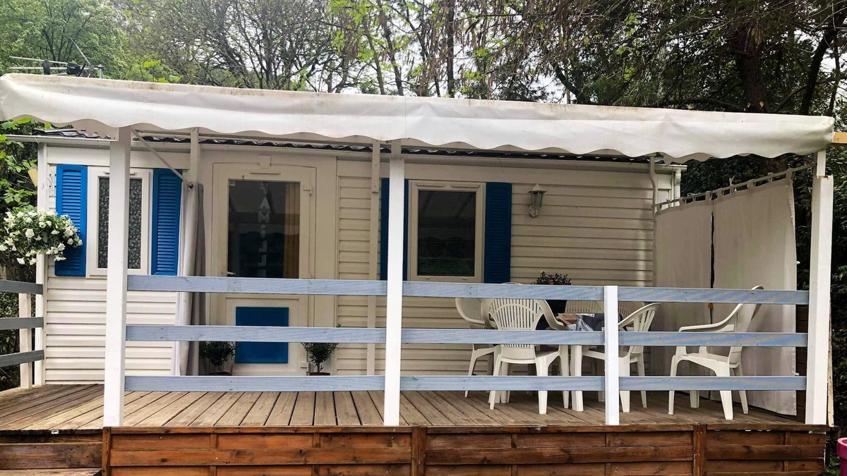 Saint-Jean-de-Valeriscle House | Homerez - Bungalow for 4 ppl. with shared pool at Saint-Jean-de-Valériscle