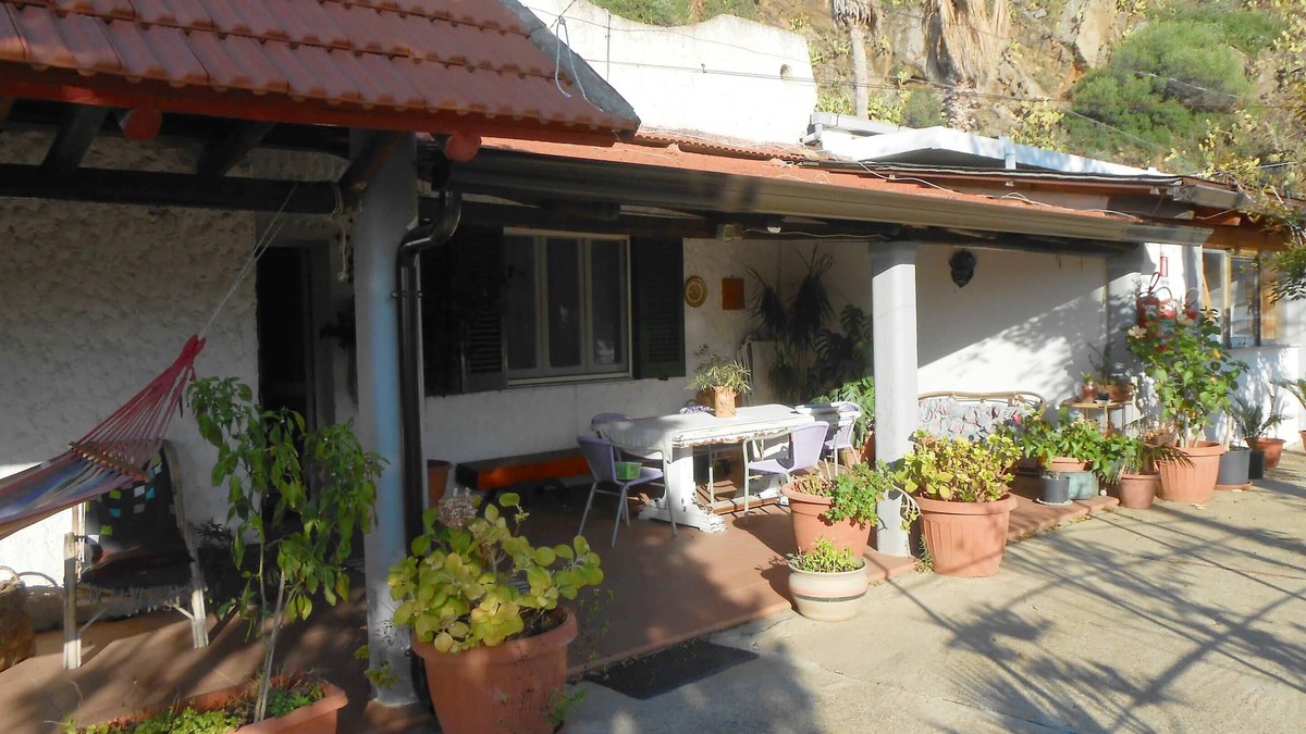 Taureana House | Homerez - 100 m away from the beach! House for 3 ppl. with sea view at Palmi