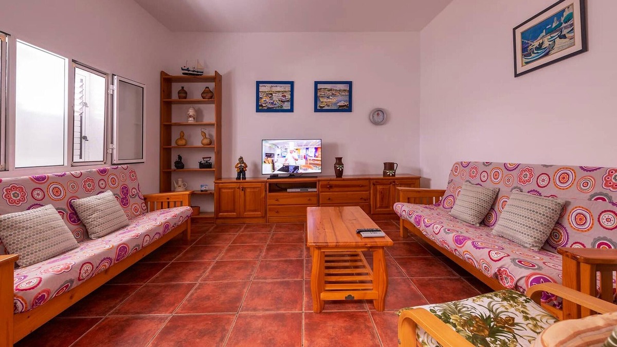 La Aldea de San Nicolas House | Homerez - 50 m away from the beach! Beautiful house for 4 ppl. at Los Caserones
