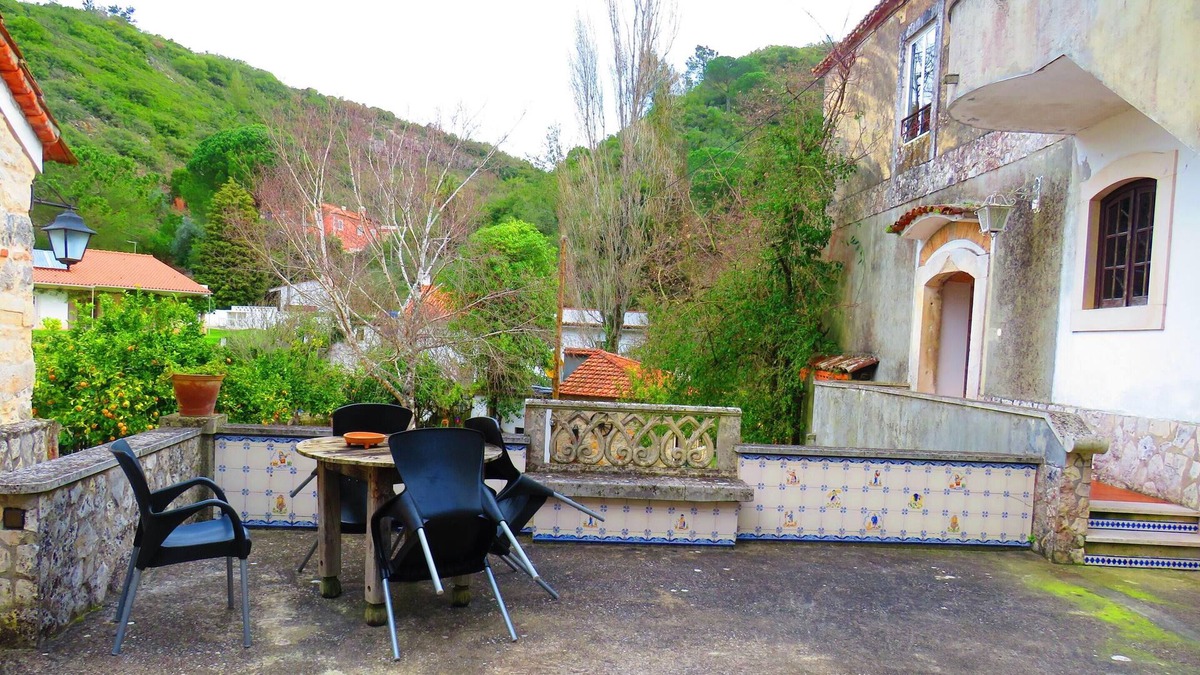 Sao Joao Batista House | Homerez - Amazing house for 4 ppl. with shared pool and terrace at Porto de Mós