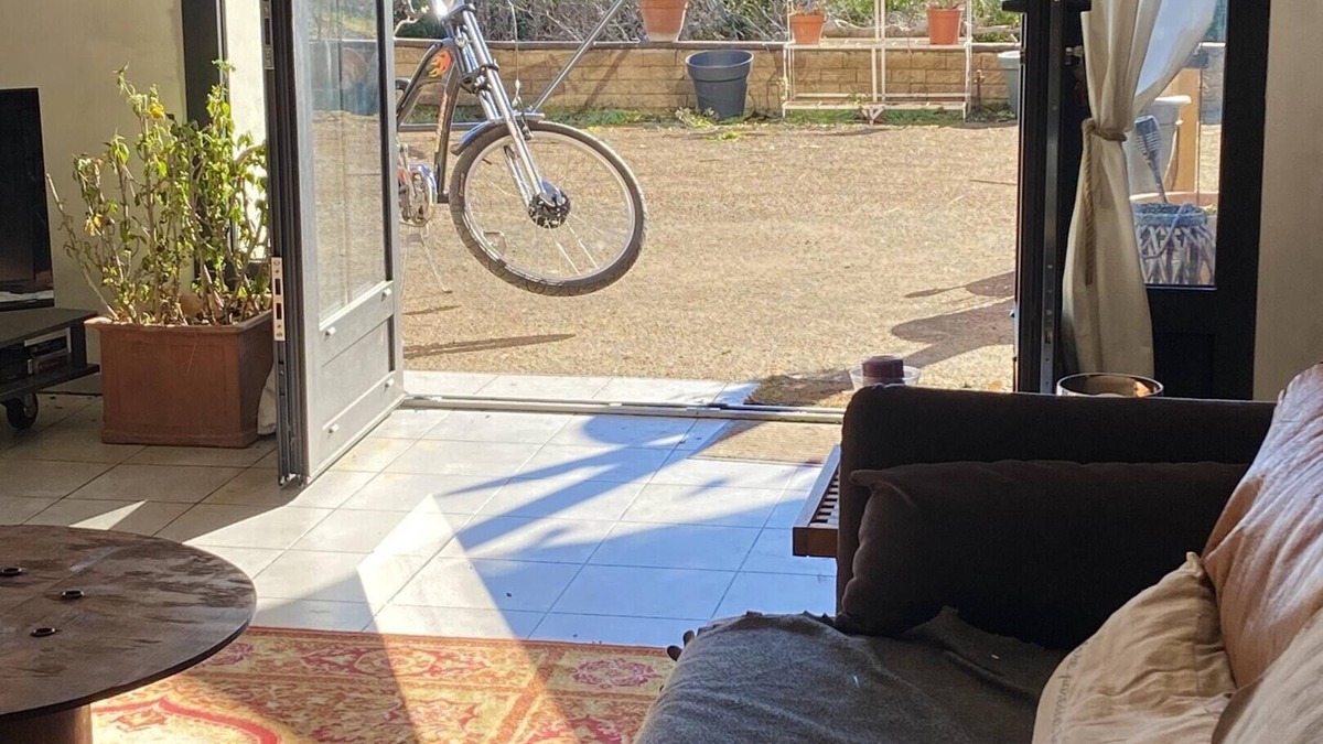Gaillac Apartment | Homerez - Apartement for 3 ppl. with shared pool, garden and terrace at Gaillac