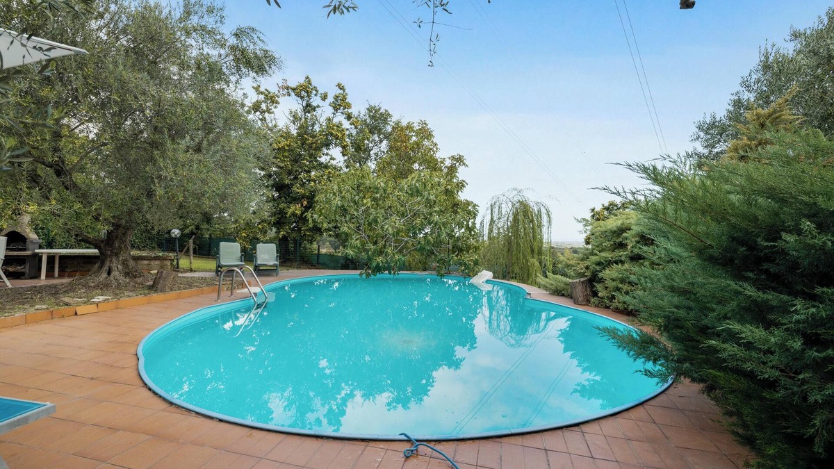 Fabrica di Roma Apartment | Homerez - Apartment in Fabrica di Roma.