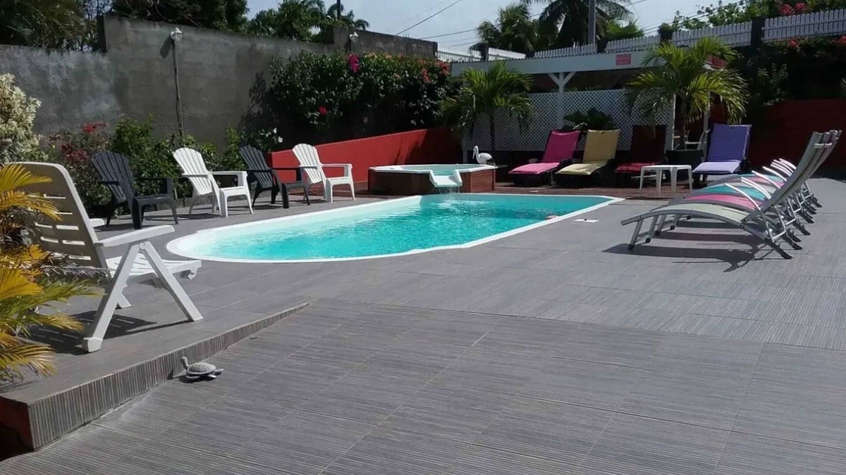 Sainte-Anne Apartment | Homerez - Apartment in Sainte-Anne.