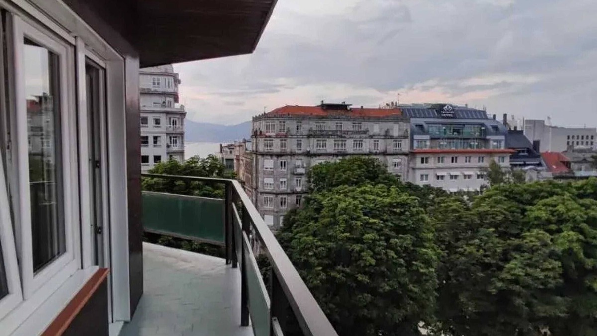Vigo Apartment | Homerez - Apartment in Vigo - Garden View