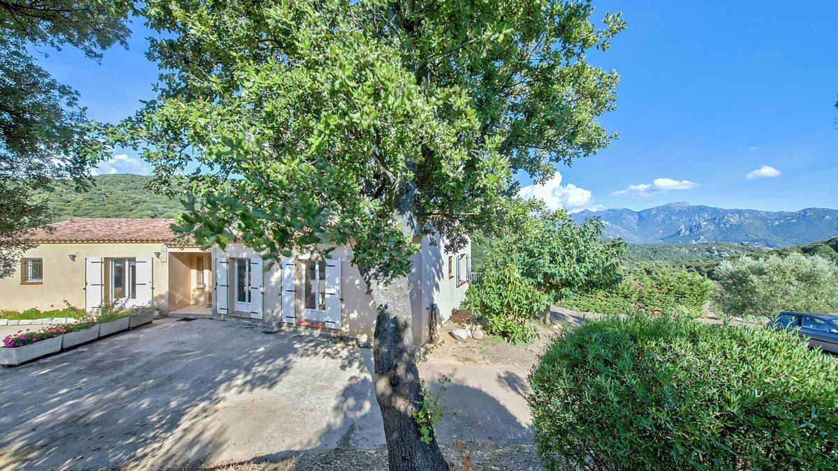 Sartene Apartment | Homerez - Apartment Sartène, 49 sqm