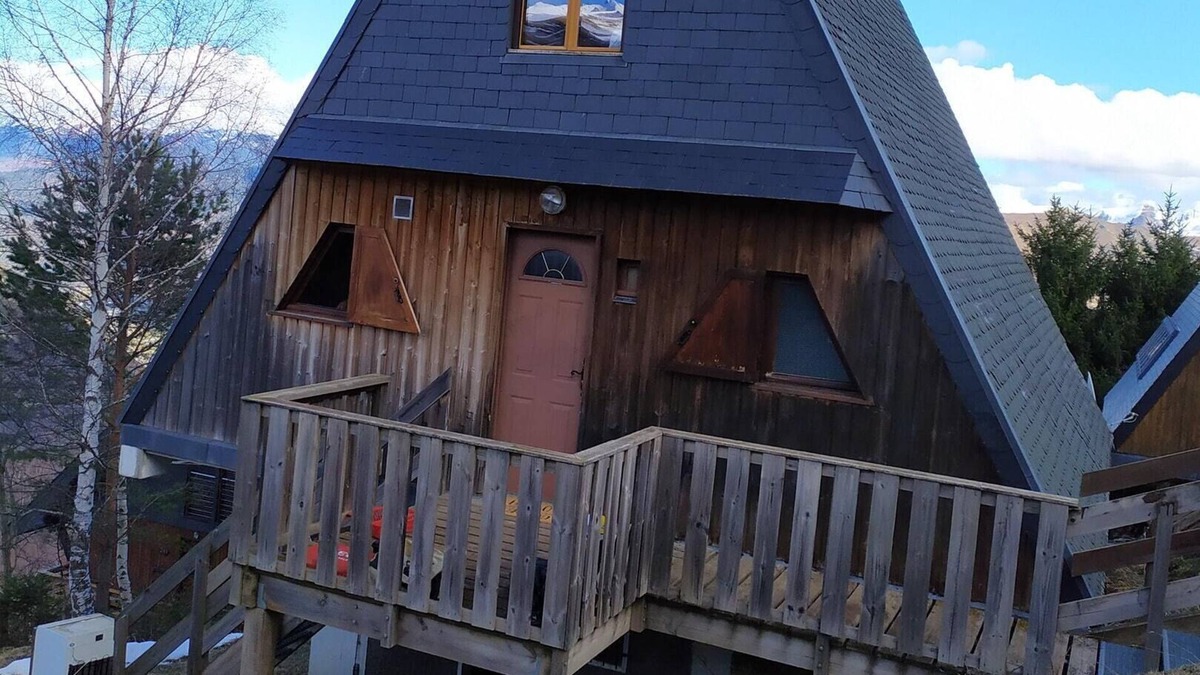 Saint-Lary-Soulan Apartment | Homerez - Appartement 1 km away from the slopes for 7 ppl. at Saint-Lary-Soulan