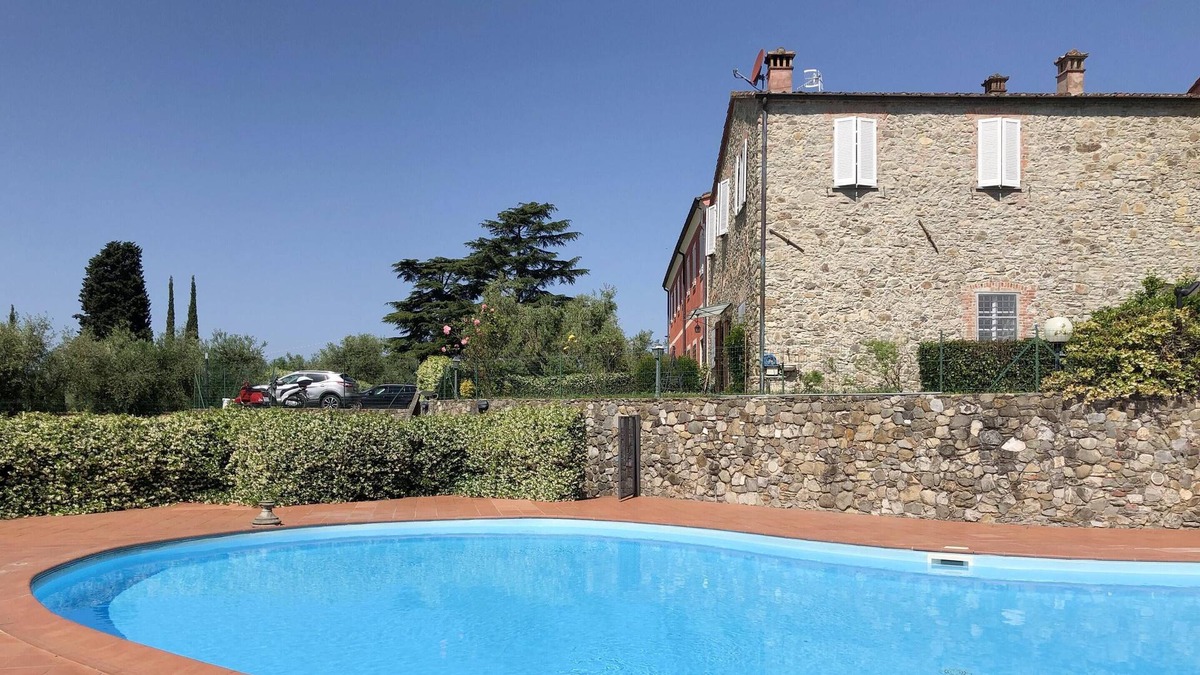 Fosdinovo Apartment | Homerez - Appartement 6 km away from the beach for 4 ppl. with shared pool