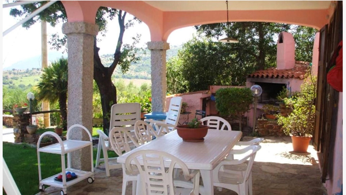 Posada Apartment | Homerez - Appartement 2 km away from the beach for 6 ppl. with garden at Posada