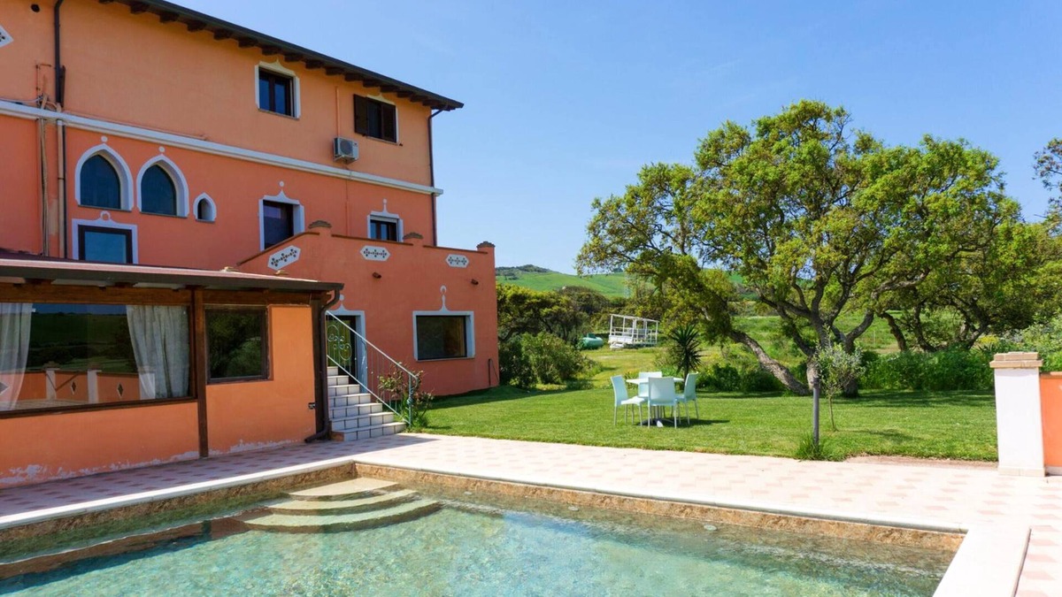 Gonnesa Apartment | Homerez - Appartement 4 km away from the beach for 6 ppl. with shared pool