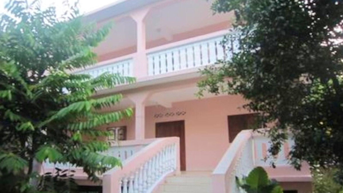 Bandrele Apartment | Homerez - Appartement for 10 ppl. with sea view, garden and terrace at Bandrele