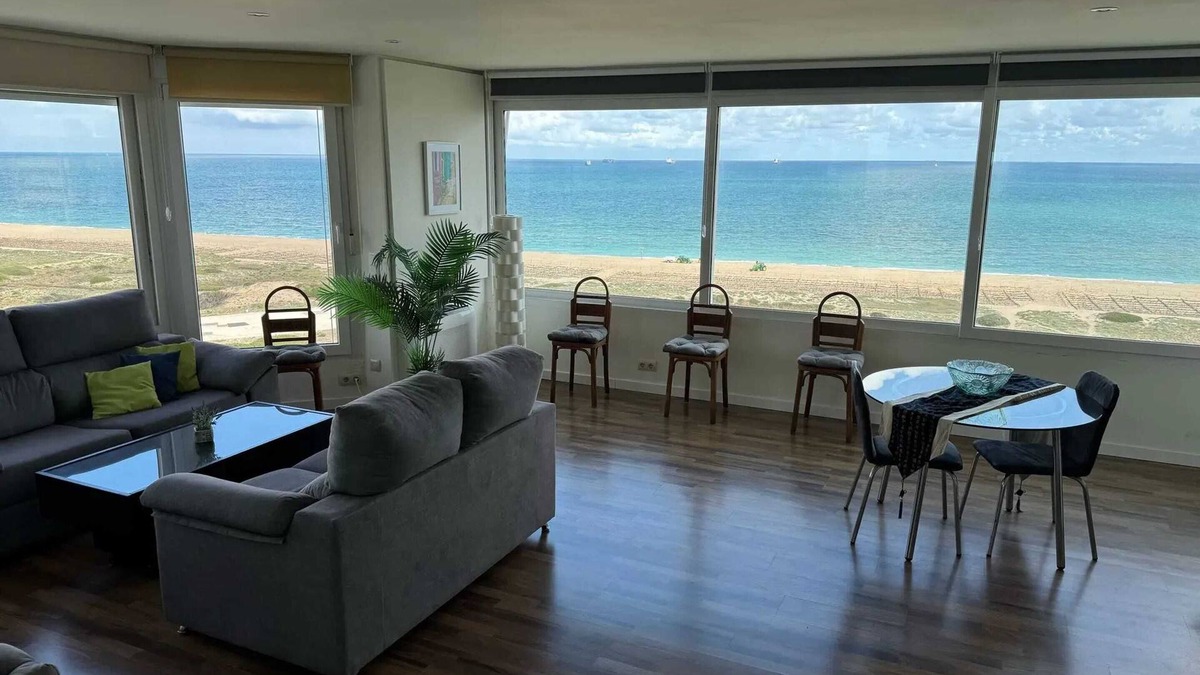 Pobles del Sud Apartment | Homerez - Apt in Valencia sea view